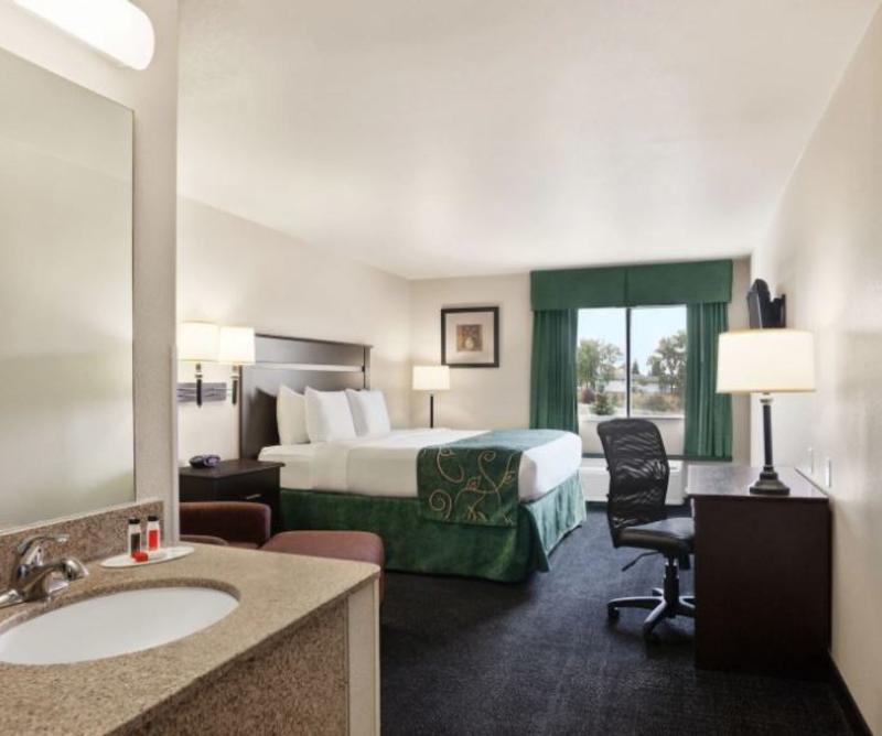 Travelodge By Wyndham Mcalester Eksteriør bilde